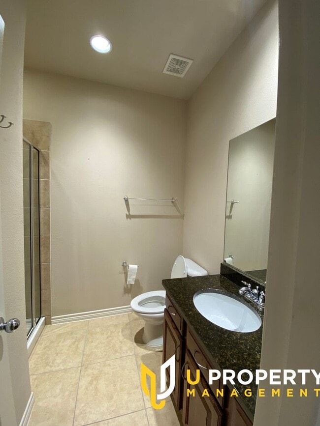 Building Photo - 15831 Breedlove Pl