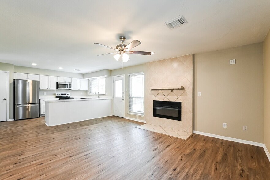 Building Photo - 2511 Owens Cross Dr