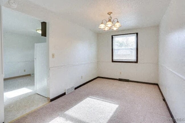 Building Photo - 22 W Summerset Ln