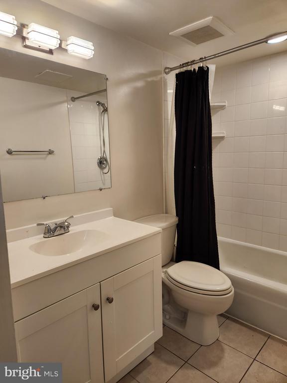 Building Photo - 14630 Bauer Dr