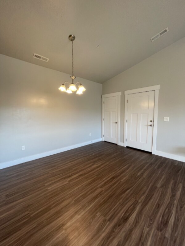 Building Photo - 761 N 260 W