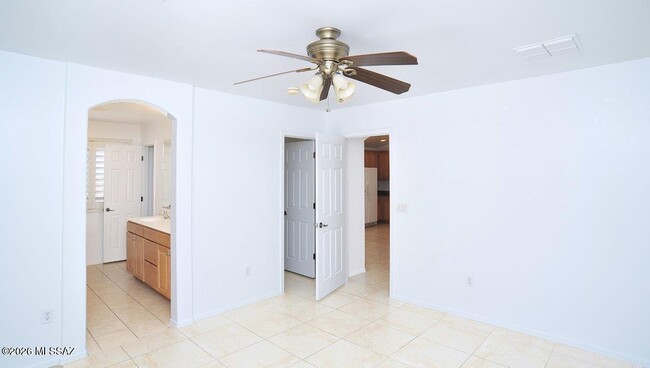 Building Photo - 5493 W Silent Dove Way