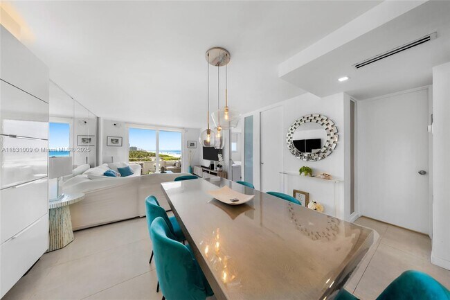 Building Photo - 465 Ocean Dr