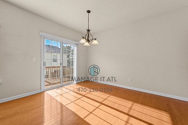 Building Photo - Beautiful and well maintenance three-story...