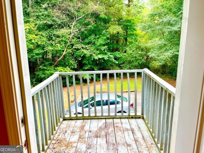 Building Photo - 155 Hunters Walk