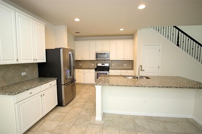 Building Photo - 214 Diamond Point Dr