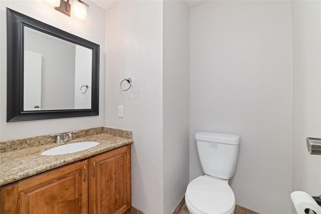 Building Photo - 1116 Bering Dr