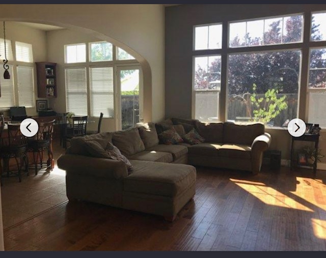 Building Photo - 2154 Lusitano St