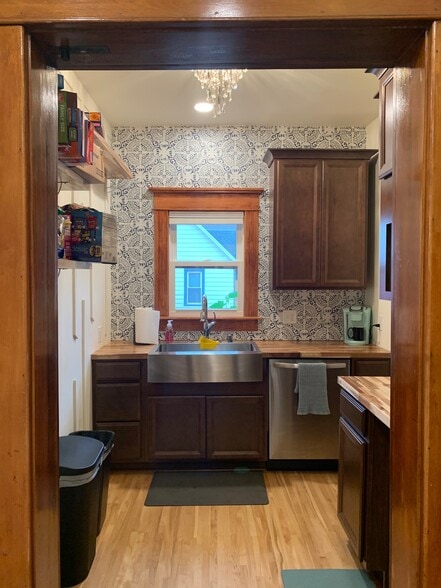 Wet Kitchen - 414 2nd Ave N