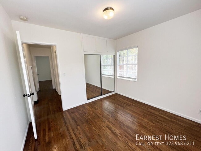 Building Photo - 3124 Highland Ave