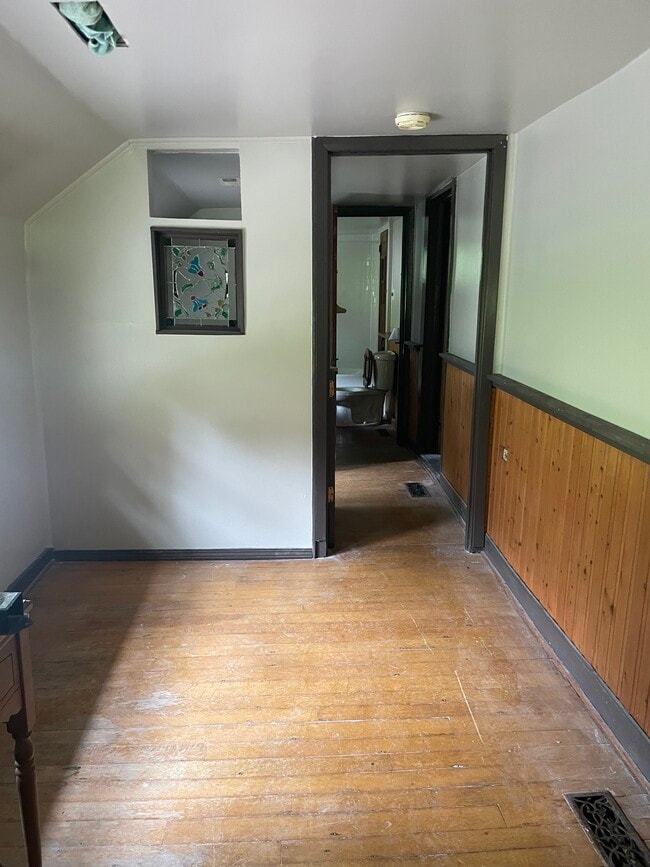 Building Photo - 1265 Barnardsville Hwy