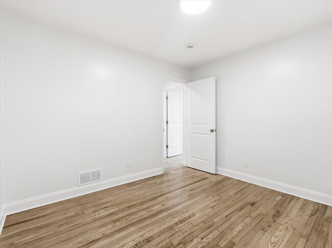 Building Photo - 119 Bergen St
