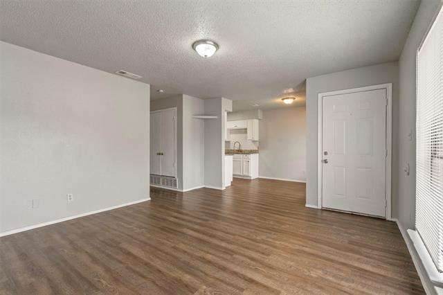 Building Photo - 143 Allencrest Dr