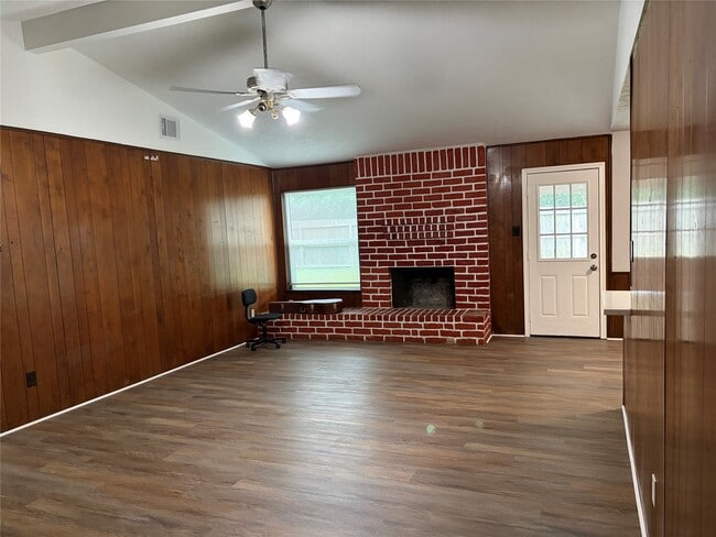 Building Photo - 12719 Huntington Field Dr