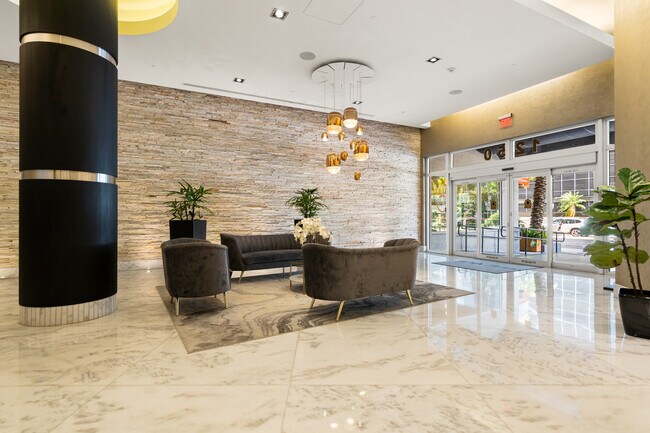 Building Photo - 1250 S Miami Ave