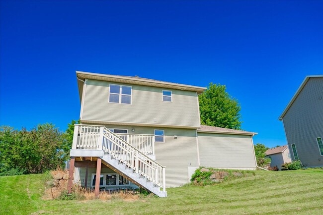 Building Photo - 4735 Valor Way