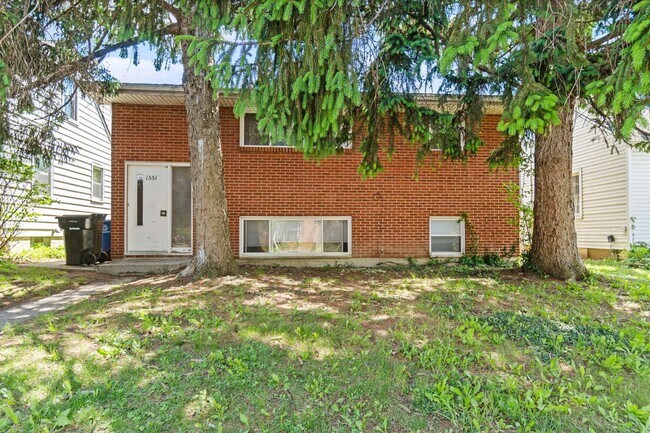 Building Photo - 1549 Oakland Park Ave