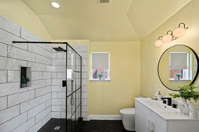 Building Photo - 2123 Enchanted Park Ln