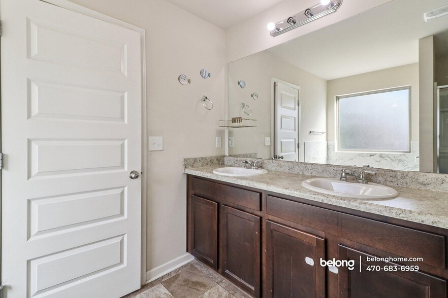 Building Photo - 3263 Highgrove Ln