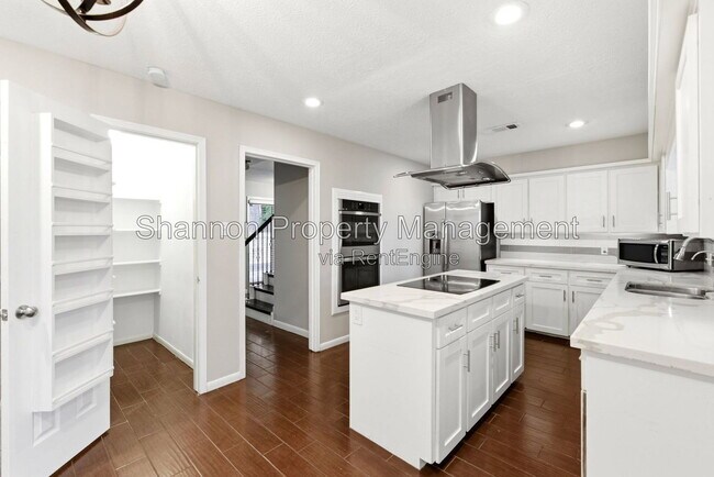 Building Photo - 6307 Jadecrest Dr