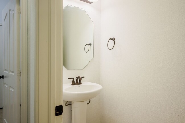 Building Photo - 4017 Firenze Dr