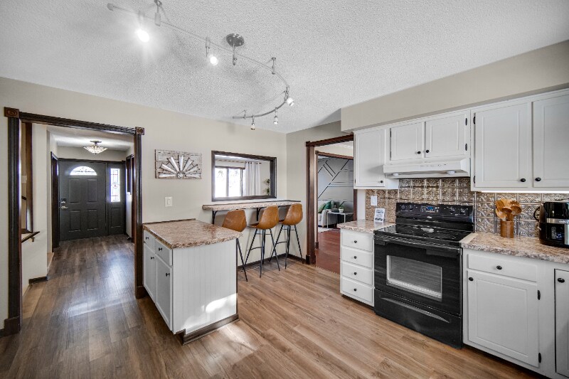 Building Photo - 454 Francis St