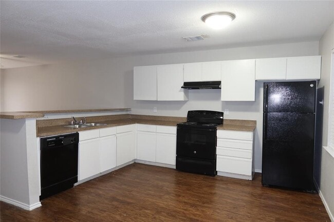 Building Photo - 1830 River Crossing Cir