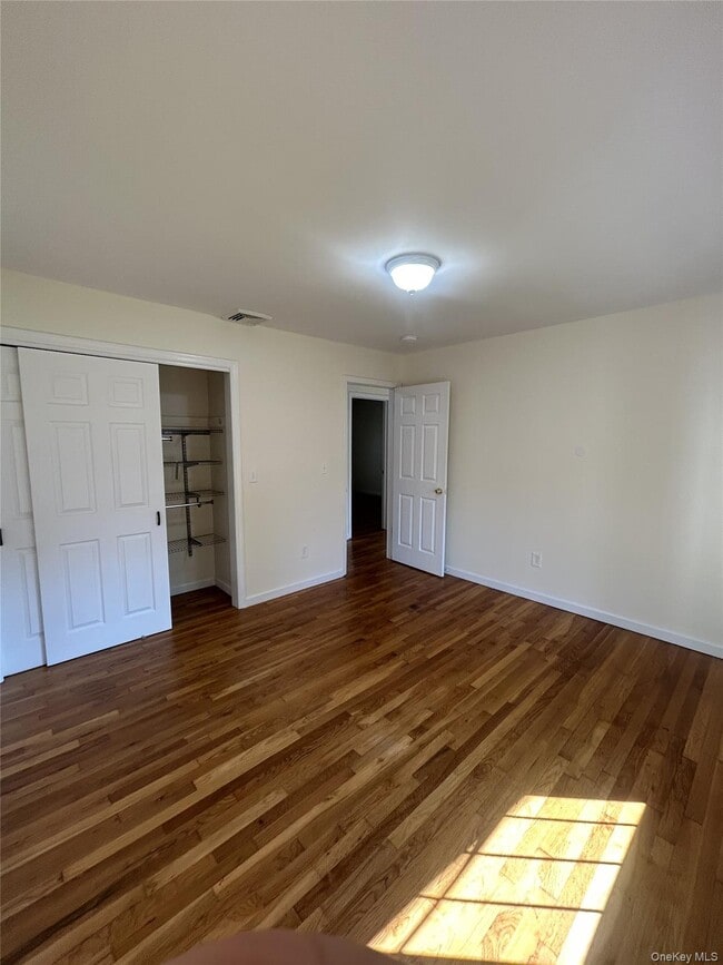 Building Photo - 2174 Crompond Rd