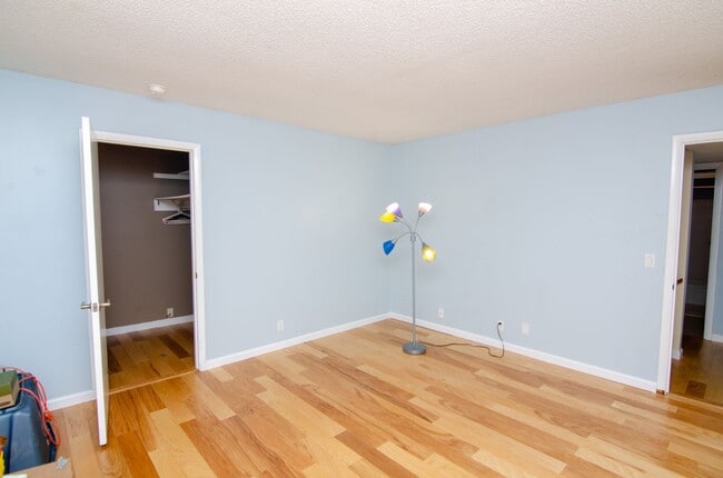 Building Photo - 210 Old Hickory Blvd
