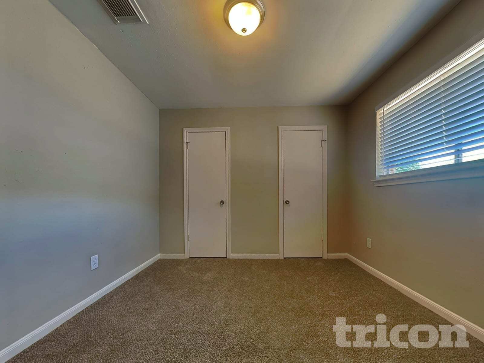 Building Photo - 5503 Jumada Cir