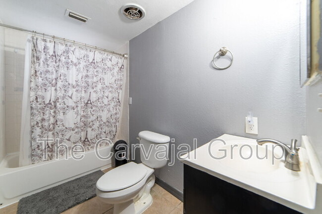 Building Photo - 2809 Patty Way