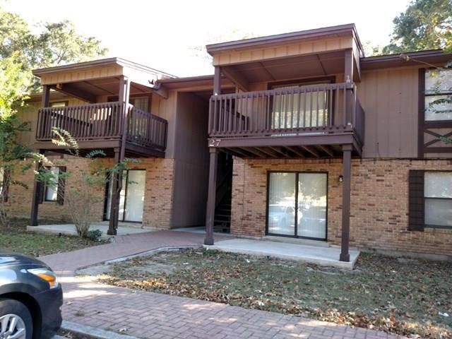 Primary Photo - 27 E Burgess Rd