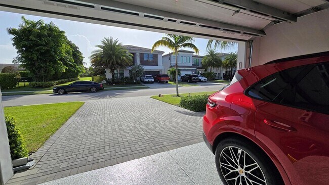 Building Photo - 8489 Apple Falls Ln