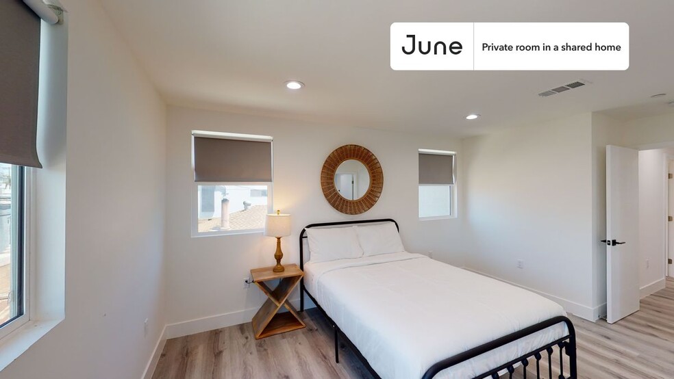 Primary Photo - Private bedroom in 4 bed/3 bath Home