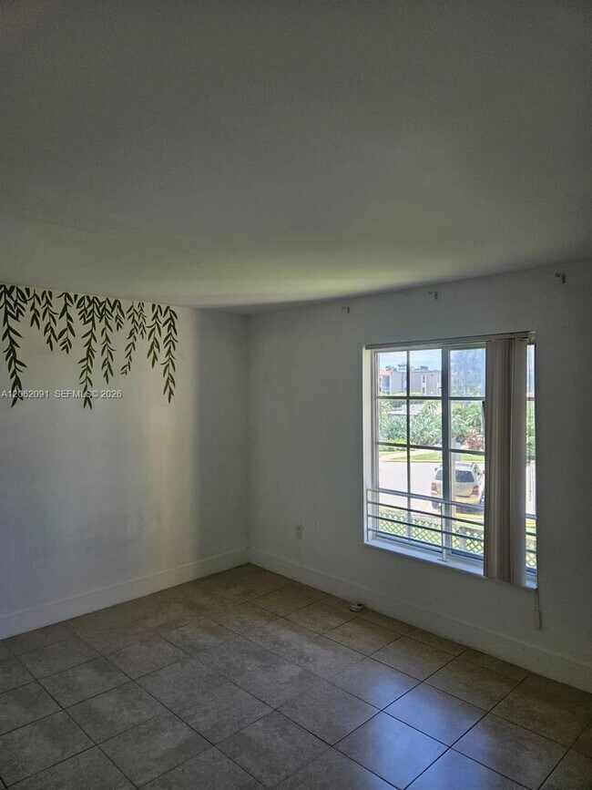 Building Photo - 4900 NW 79th Ave
