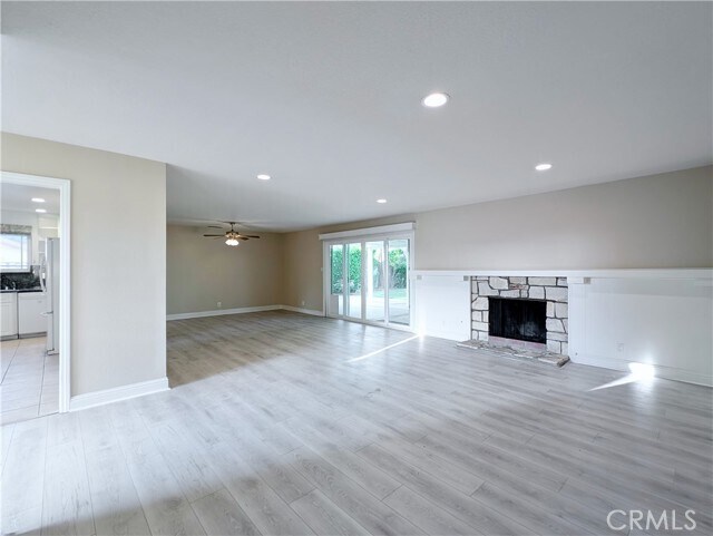 Building Photo - 2248 Drayton Ave