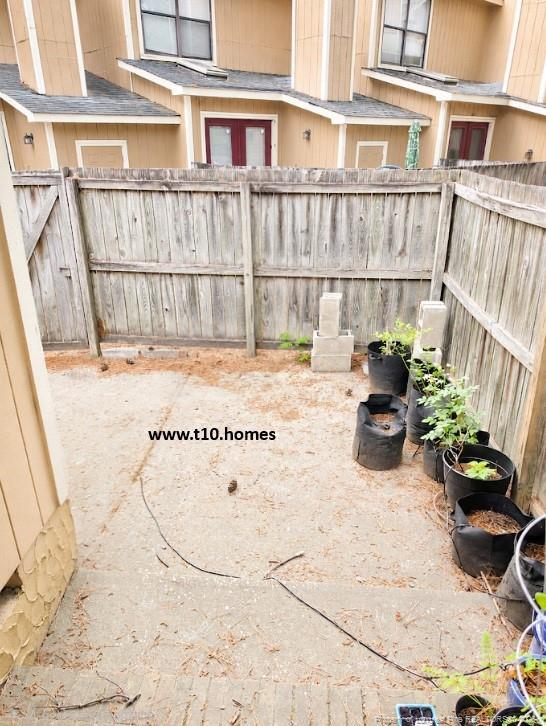 Building Photo - 1207 Huntsman Ct