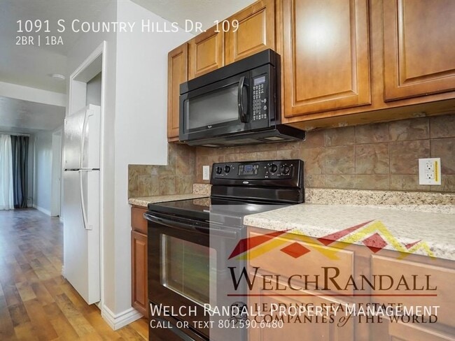 Building Photo - 1091 Country Hills Dr