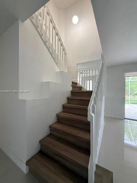 Building Photo - 5402 NW 120th Ave