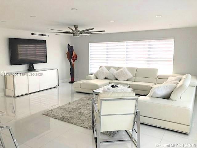 Building Photo - 3900 Galt Ocean Dr