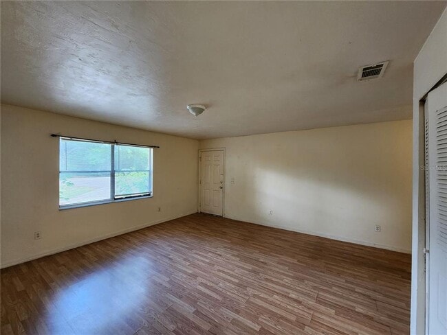 Building Photo - 4021 SW 37th St