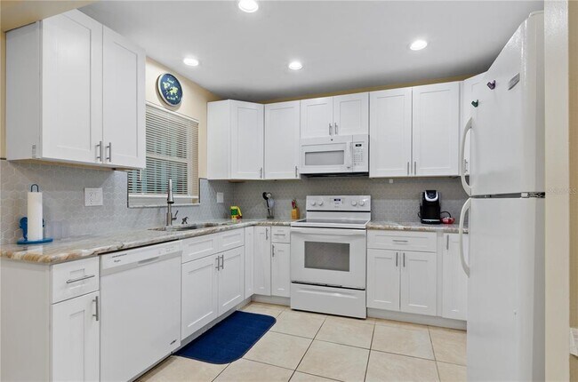 Building Photo - 106 Lake Judy Lee Dr