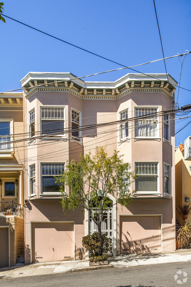 Building Photo - 41 Divisadero St
