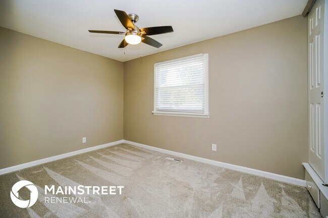 Building Photo - 4239 Wilton Pl