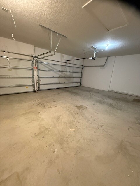 Building Photo - 1 Slumberland Path