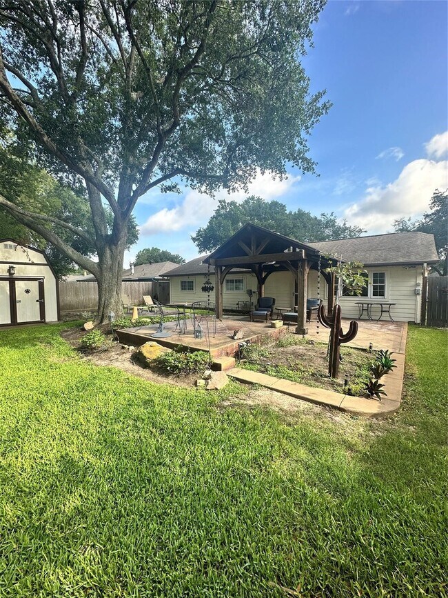 Building Photo - 19507 Spanish Needle Dr
