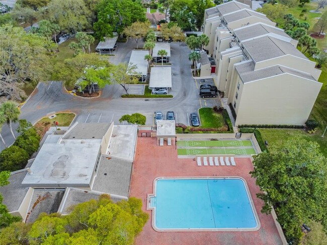 Building Photo - 13618 Greenfield Dr