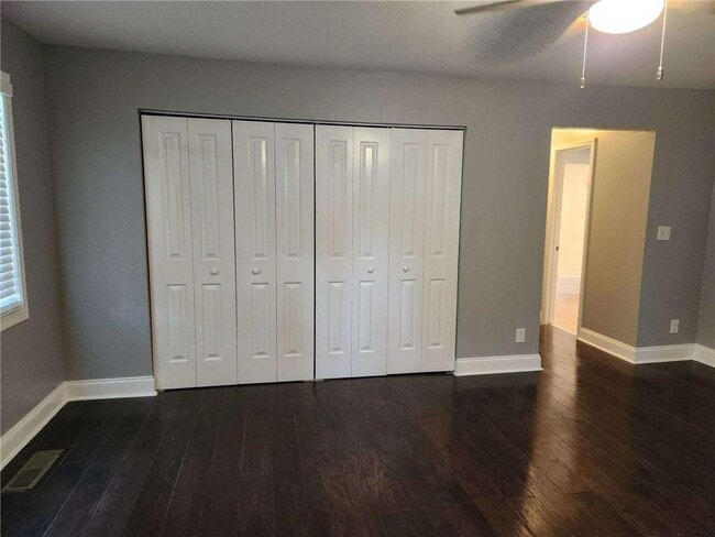 Building Photo - 750 Dalrymple Rd