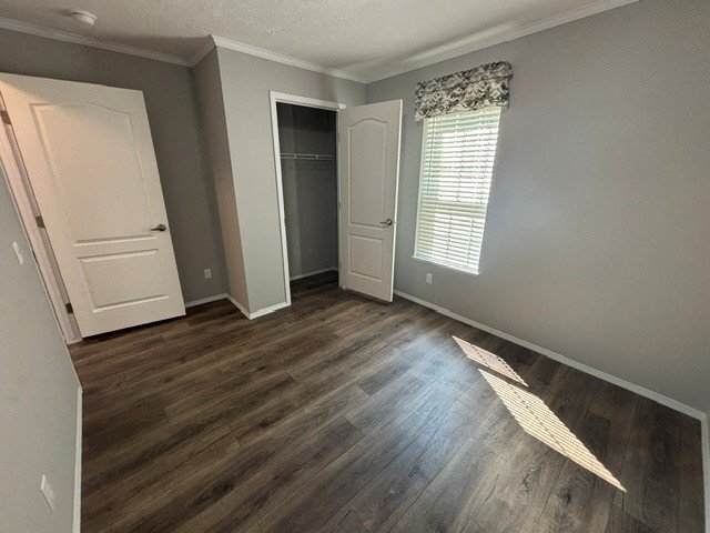 Building Photo - 1241 Yarrow Ct