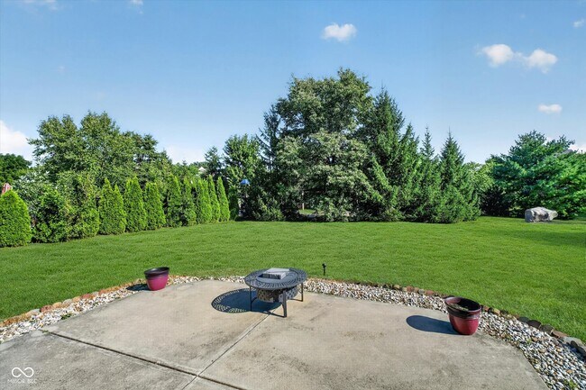 Building Photo - 13636 Falcon Way